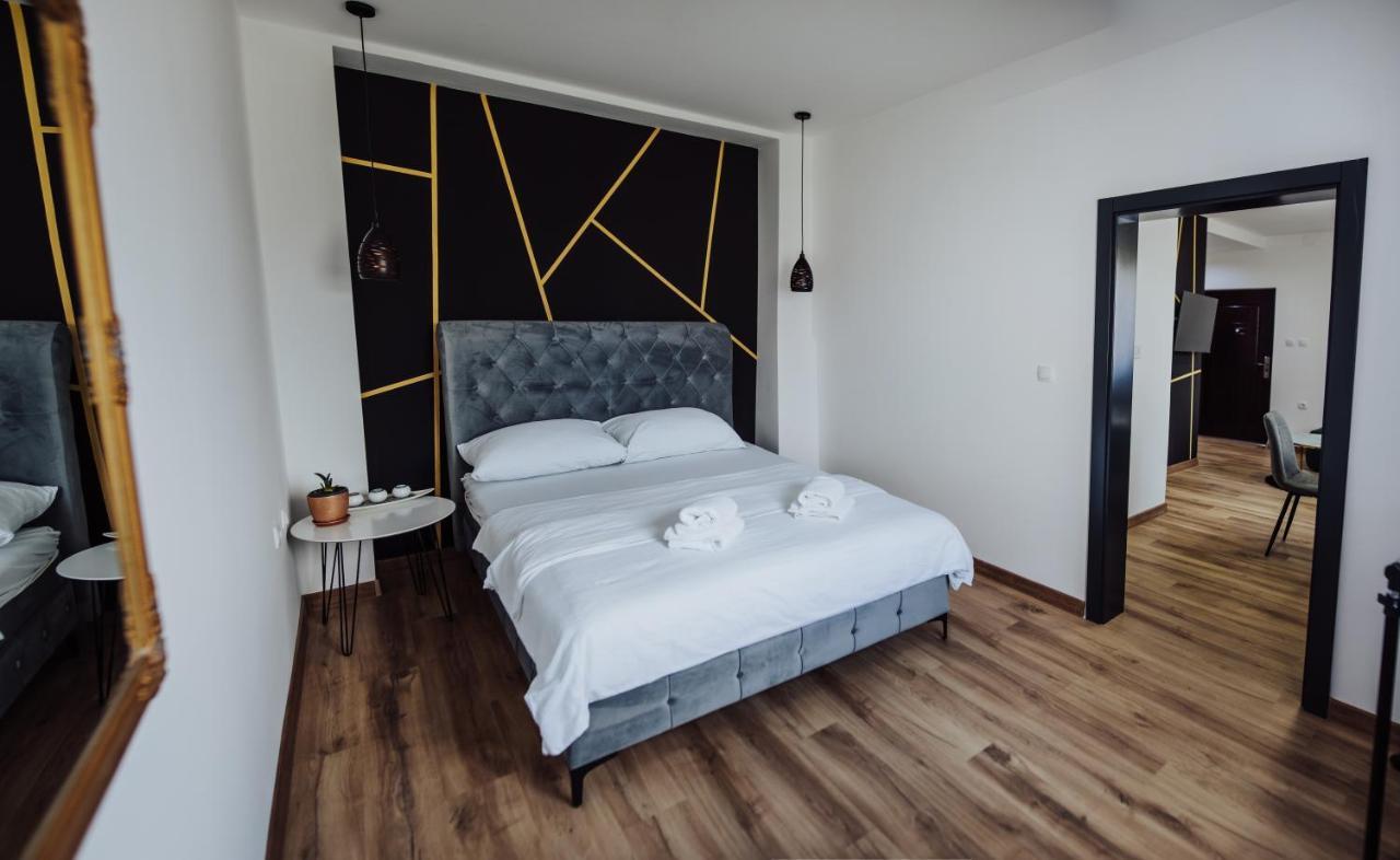 Modern 3 Apartment